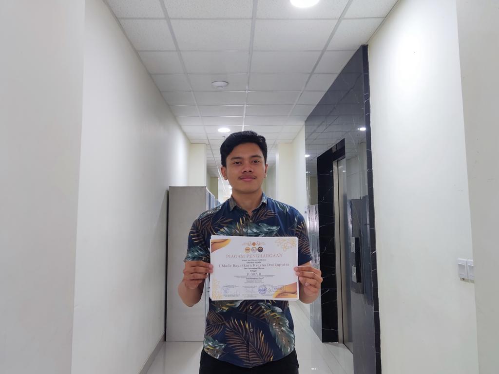 Faculty of Medicine student wins 2nd place in National Poster Competition Gebyar Biology FKIP Lambung Mangkurat University
