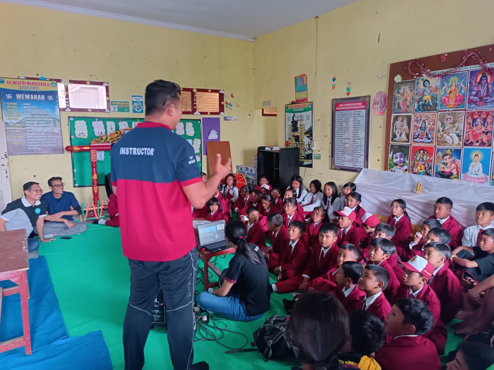 FK Unud Provides Bullying Prevention Education to Elementary School Students in East Java