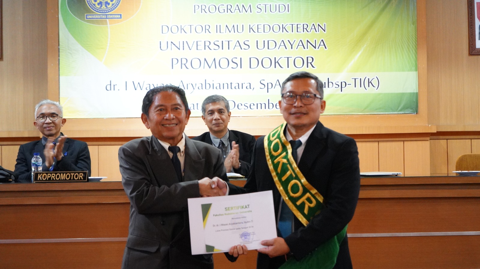 Innovative Study of Fluid Therapy Management in Sepsis Patients Leads I Wayan Aryabiantara to Obtain a Doctor of Medical Science Degree