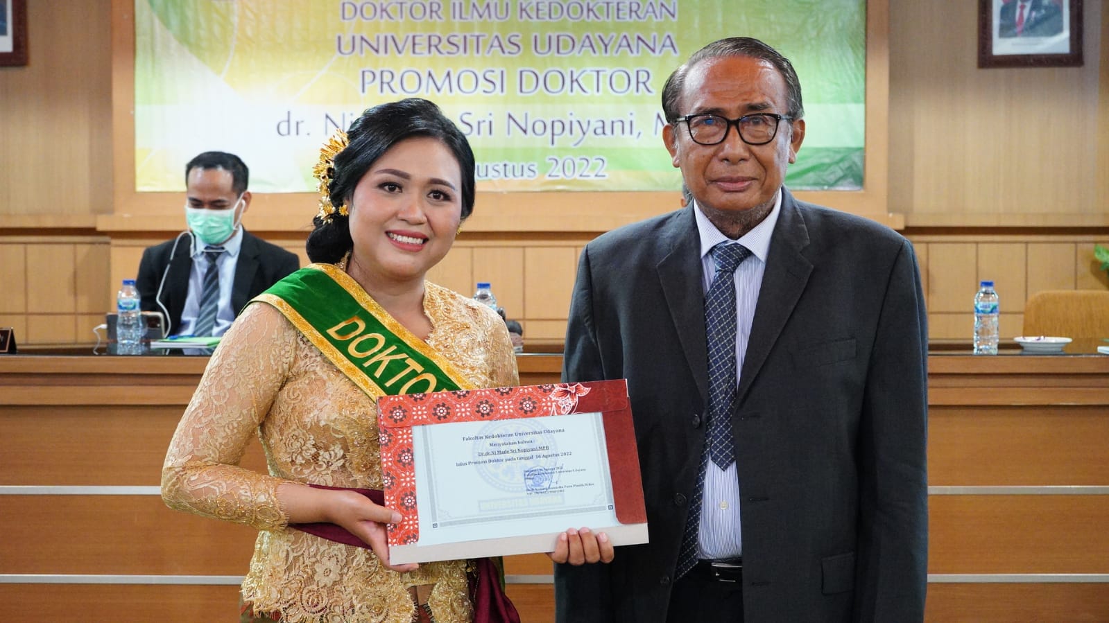 Comprehensive Tourism Health Education Model Leads Sri Nopiyani to Obtain Doctoral Degree in Medical Sciences
