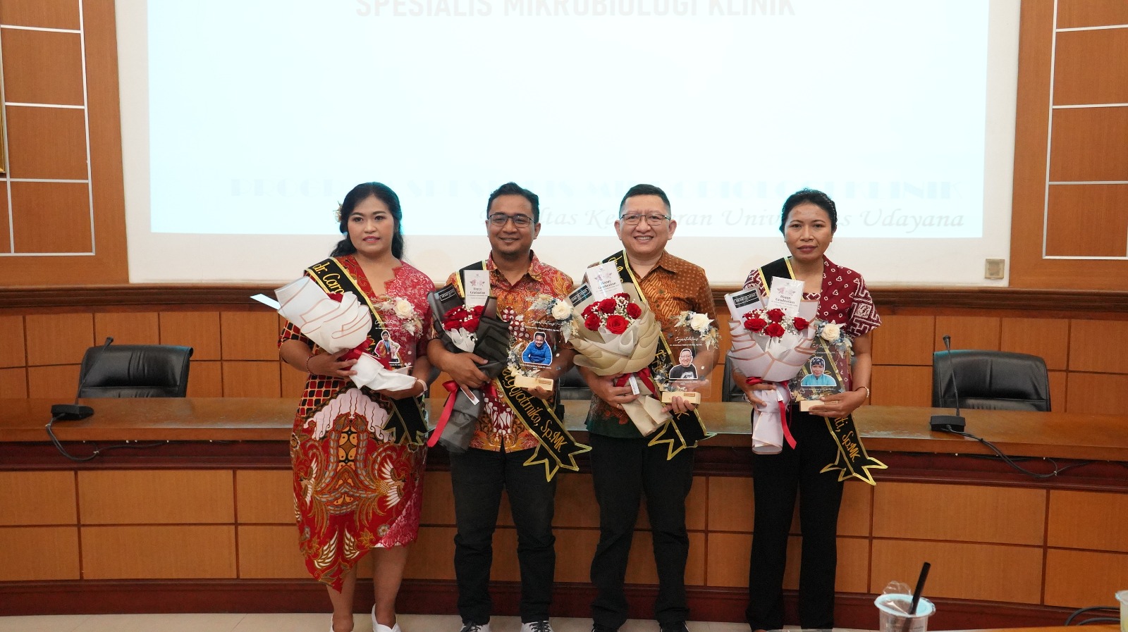 FK Unud Graduates Four New Clinical Microbiology Specialist Doctors