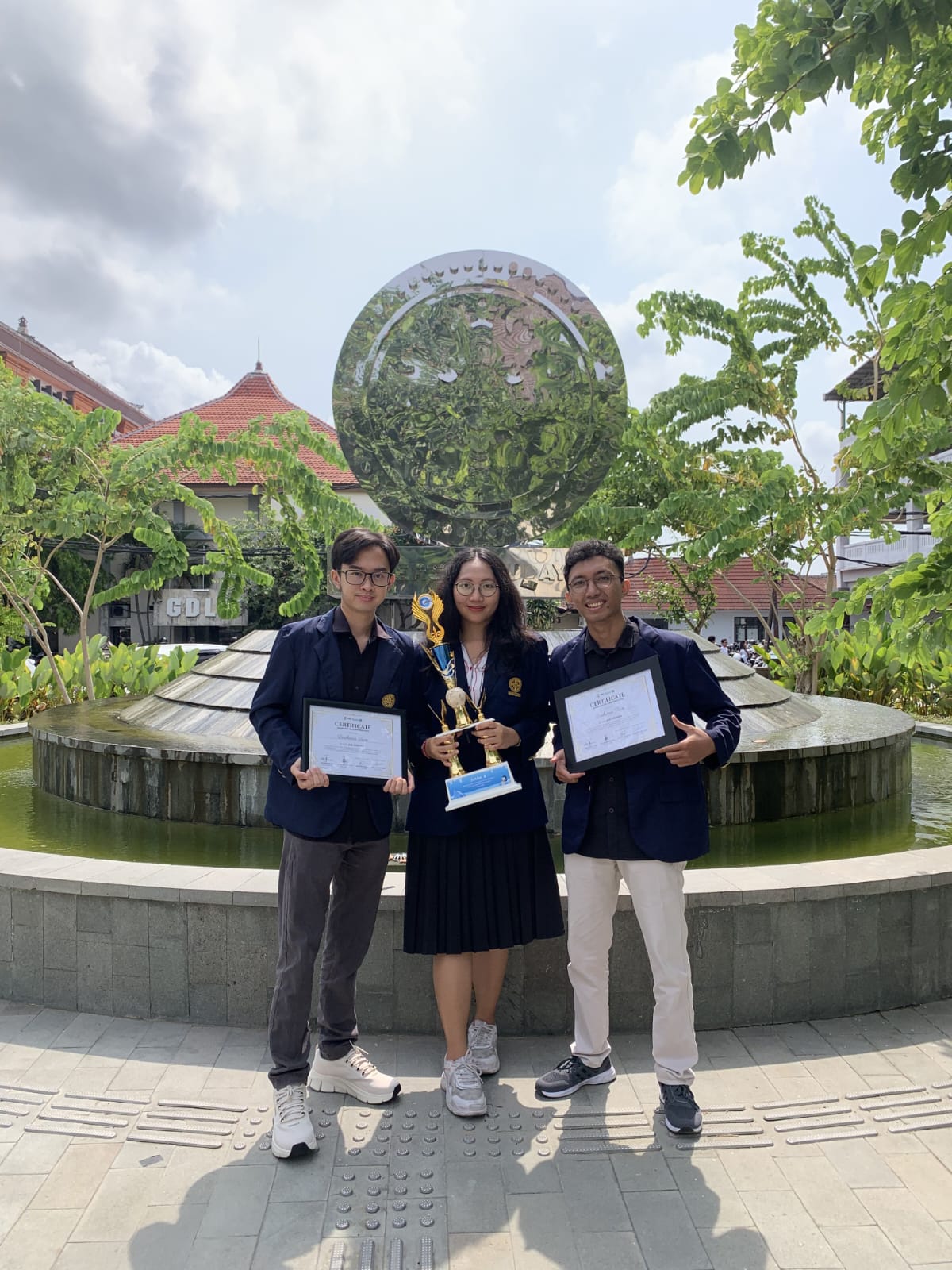 UNUD Faculty of Medicine and FEB Synergy Won 2nd Place in the Java Business Competition 2023 Event